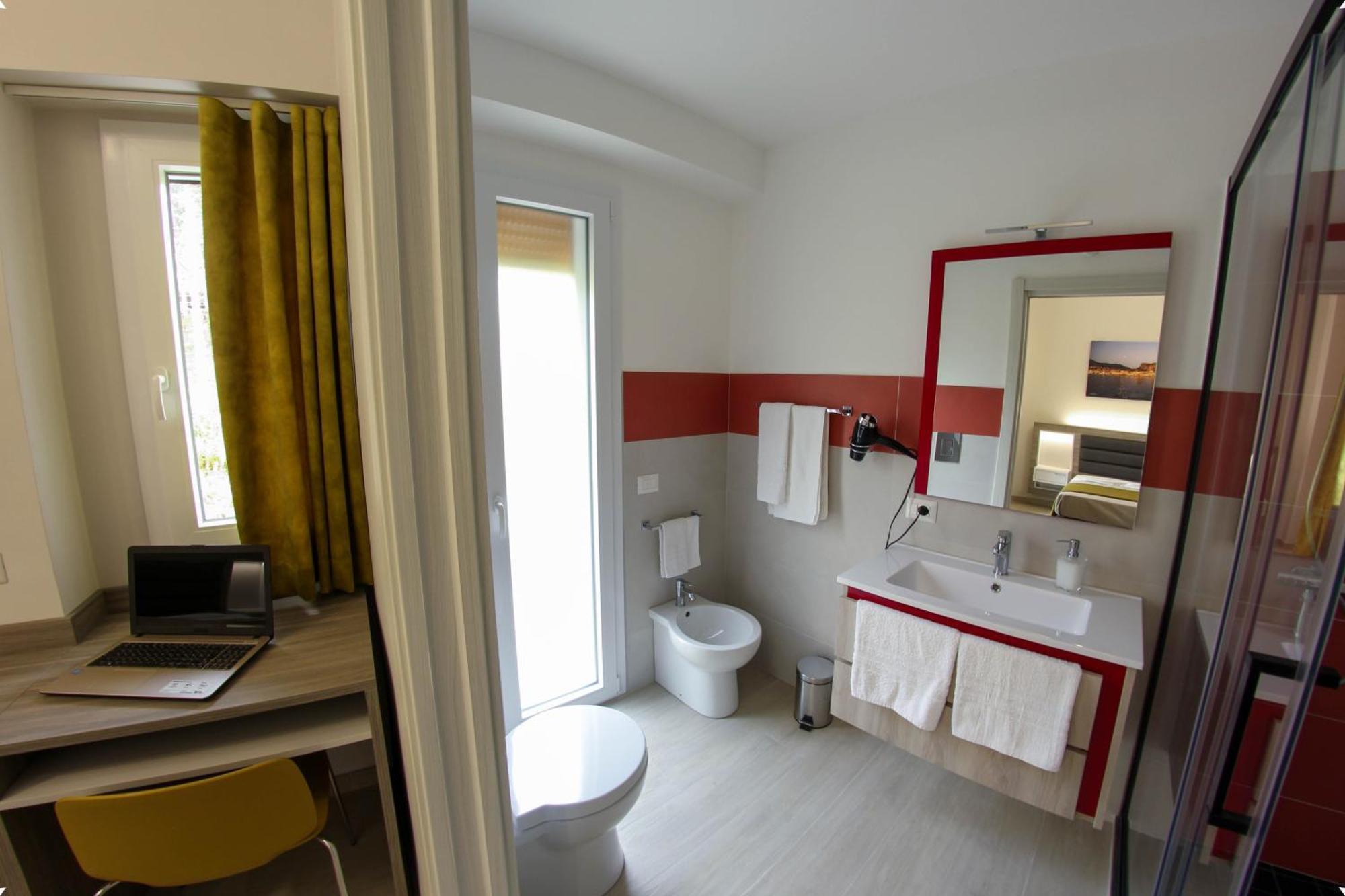 Yeasy Smart Rooms Cefalú Habitación foto
