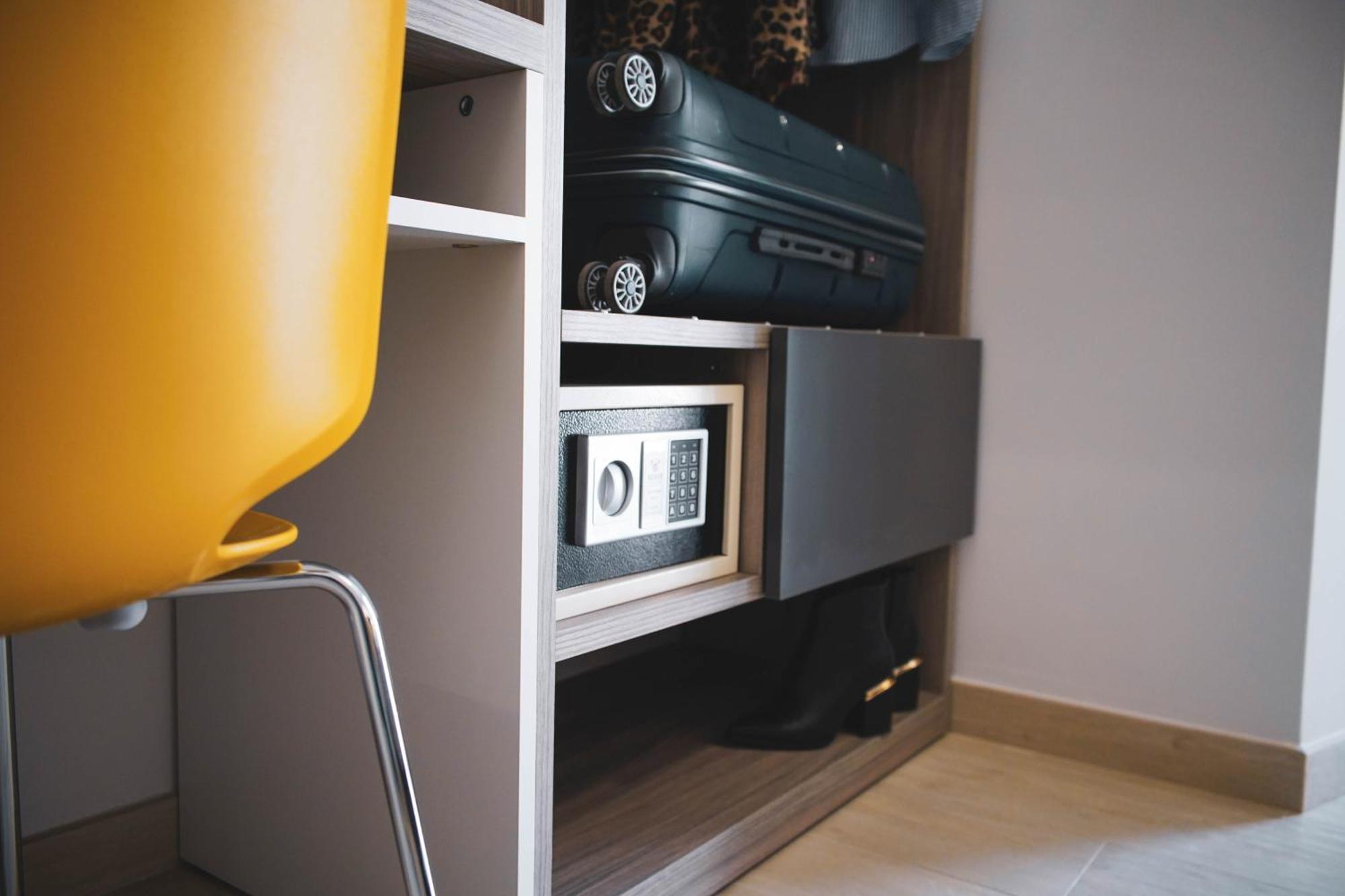 Yeasy Smart Rooms Cefalú Habitación foto