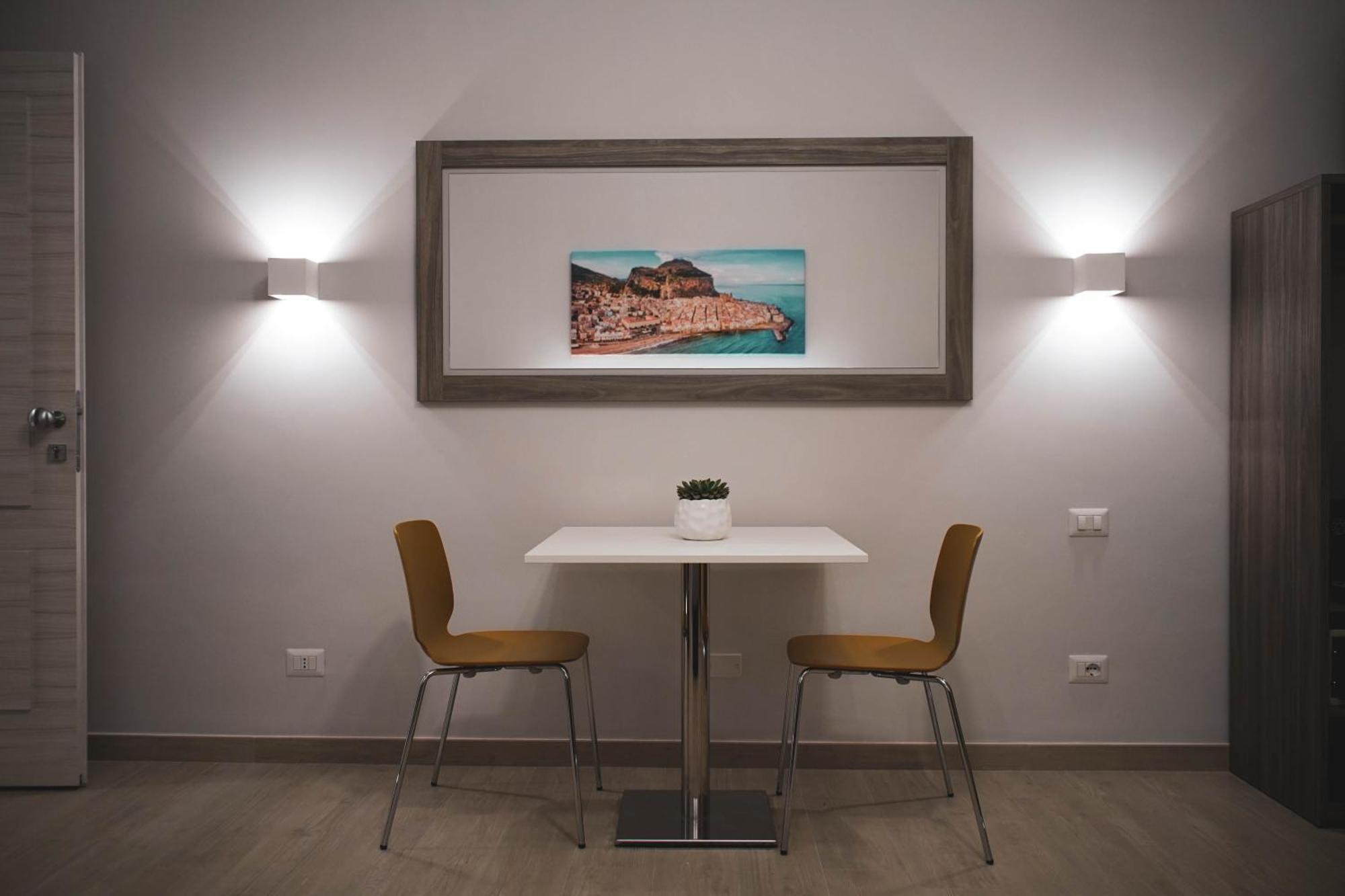 Yeasy Smart Rooms Cefalú Habitación foto
