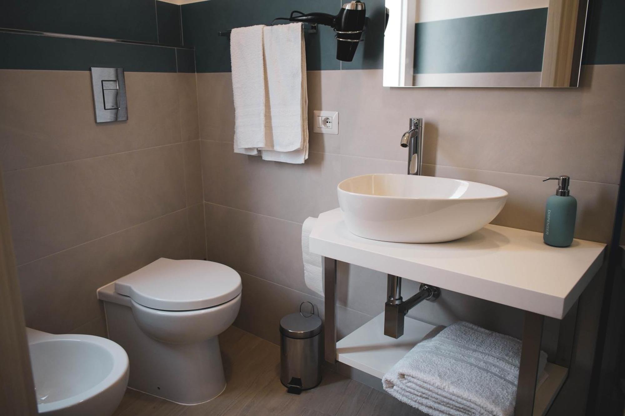 Yeasy Smart Rooms Cefalú Habitación foto